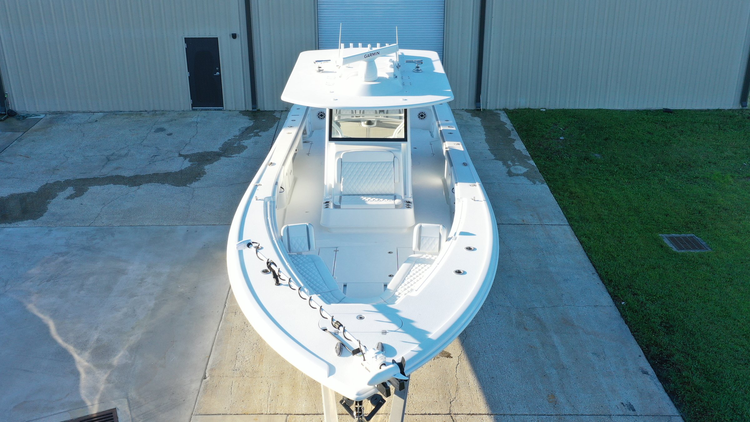 2026 Yellowfin 39 Offshore 39-foot boat for sale — Listed by Custom Lines Yacht Brokerage, LLC | Shane Toole in Clearwater, FL — photo 7
