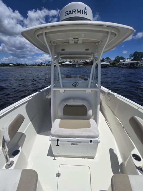2015 Sailfish 270 CC 27-foot boat for sale at TMD Marine in Orange Beach, AL — photo 4
