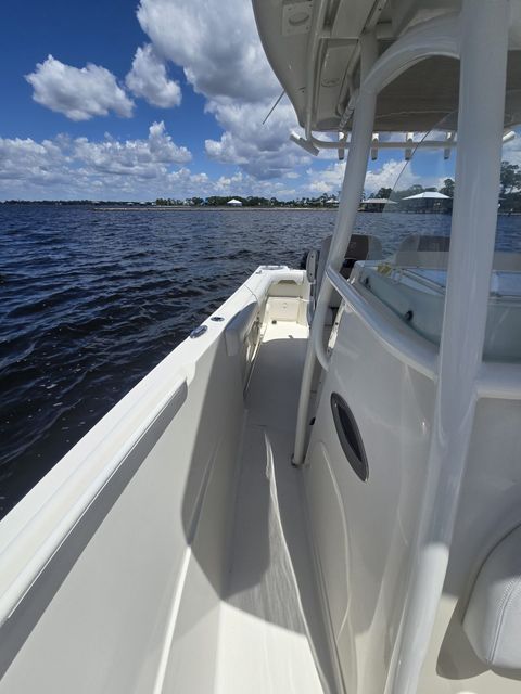 2015 Sailfish 270 CC 27-foot boat for sale at TMD Marine in Orange Beach, AL — photo 6
