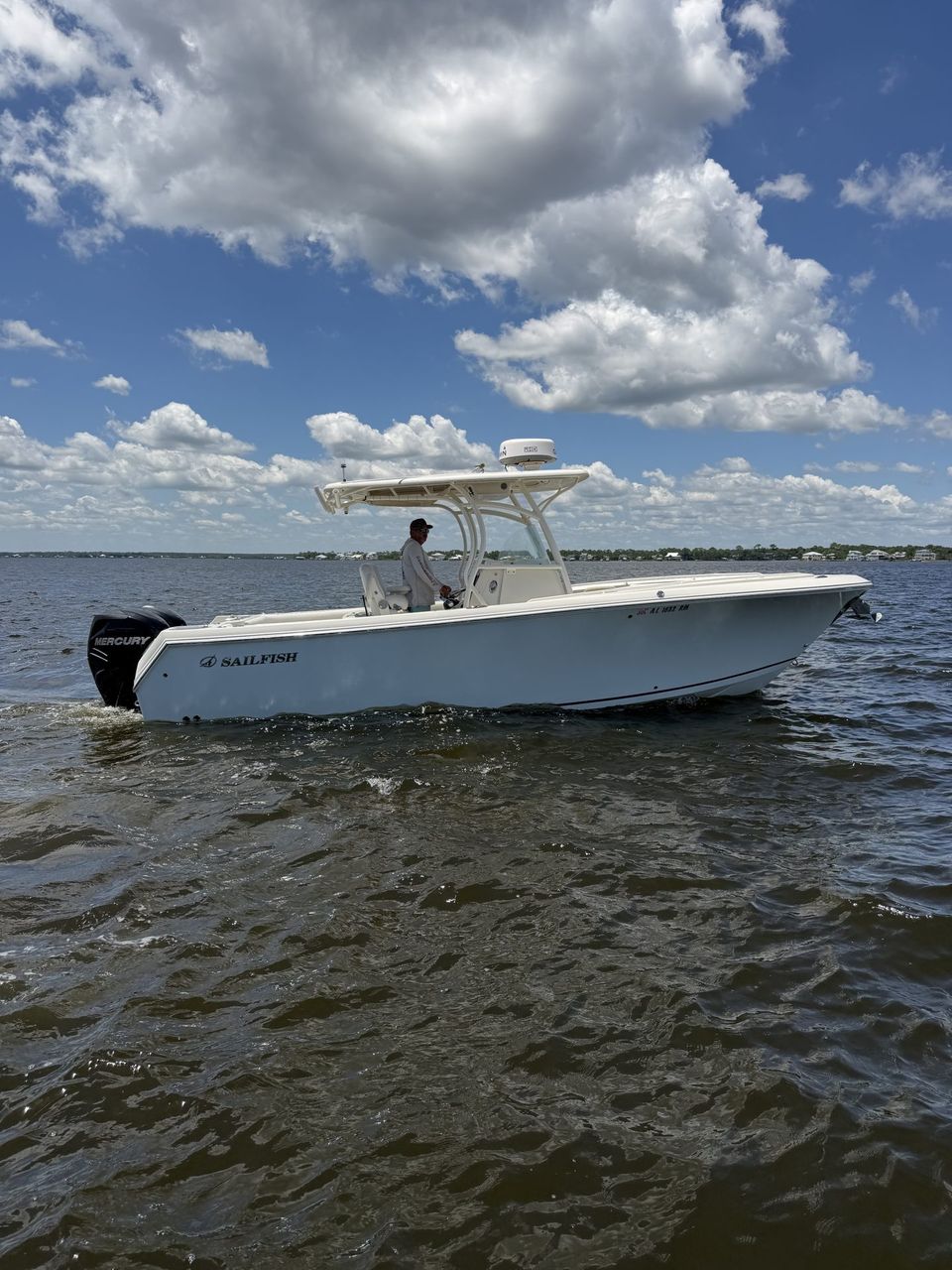 2015 Sailfish 270 CC