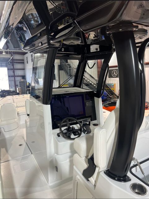 2025 Freeman 28 28-foot boat for sale at TMD Marine in Alabama Gulf Coast — photo 3