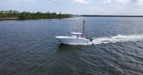 2013 Freeman 33 33-foot boat for sale at TMD Marine in Orange Beach, AL — photo 4