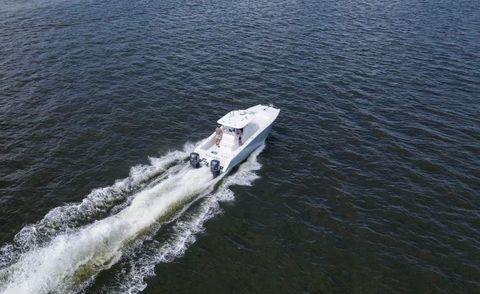 2013 Freeman 33 33-foot boat for sale at TMD Marine in Orange Beach, AL — photo 6